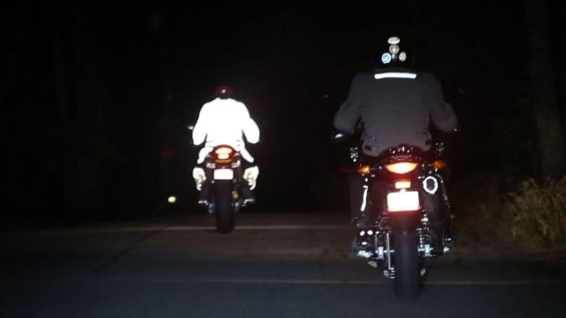 Safety Tips for Bikers When Riding a Motorcycle at Night  | Micro DOT Helmet Co