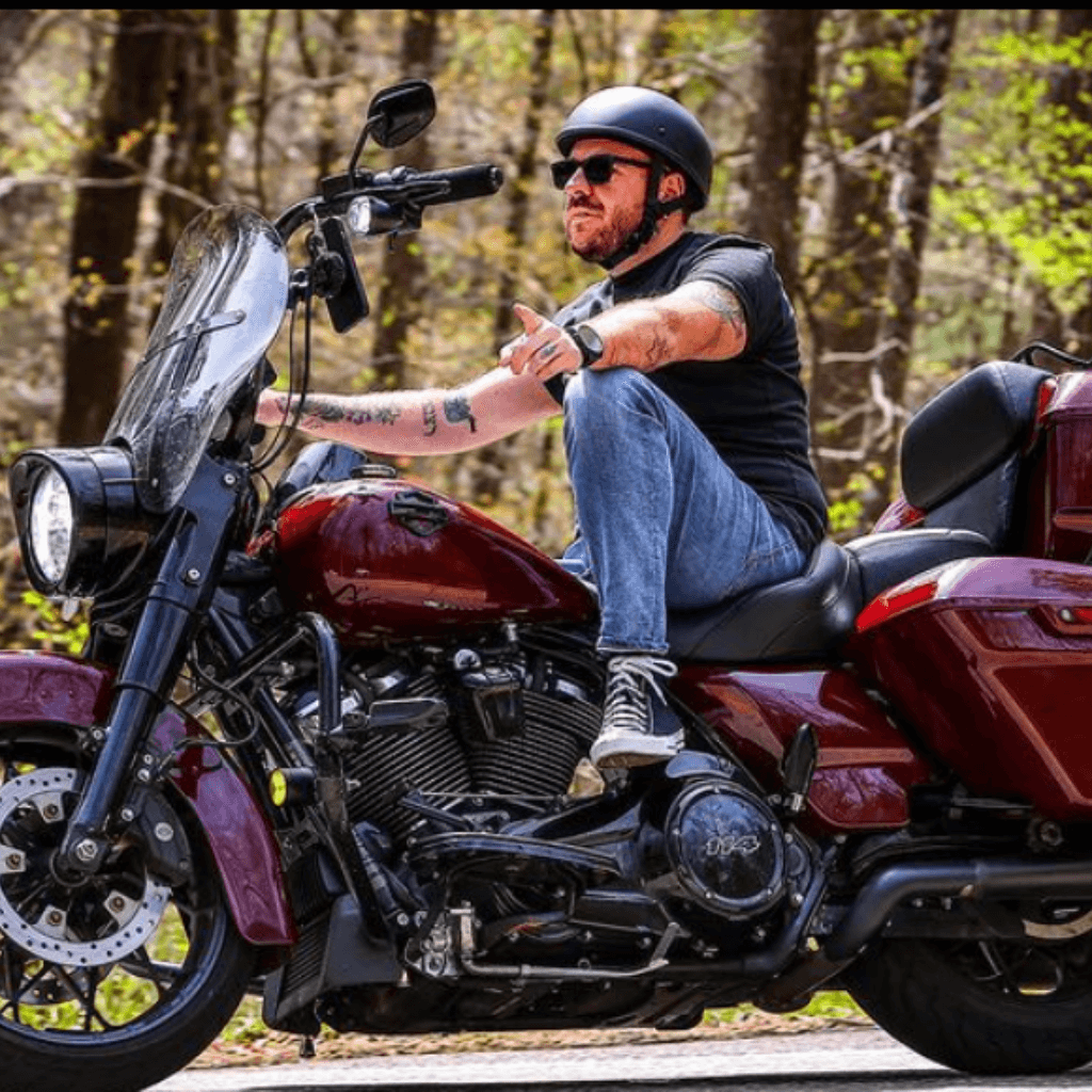 low_profile_helmet_motorcycle